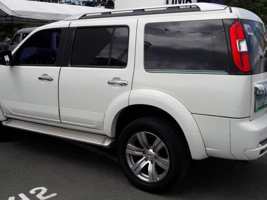 2011 Ford Everest Automobilico