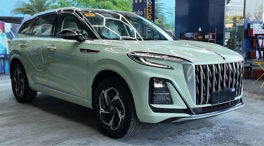 2024 Hongqi HS3 Executive AT Gas