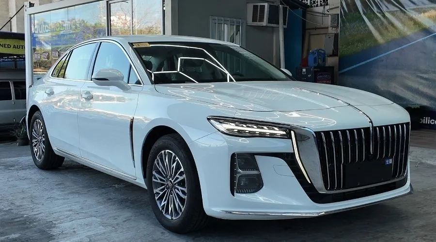 2023 Hongqi H5 Executive AT Gas