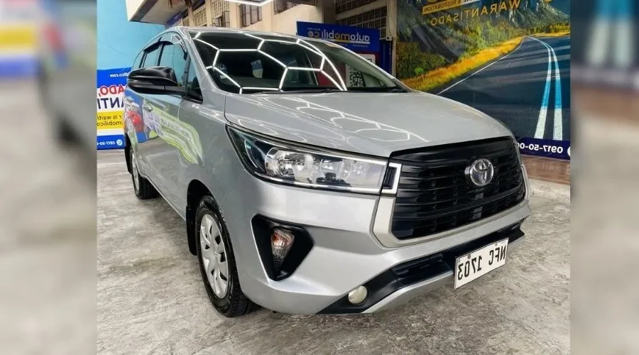 2021 TOYOTA INNOVA E